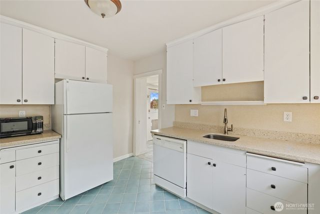4511 S J Street, Tacoma, WA 98418