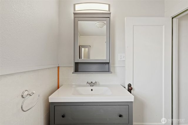 4511 S J Street, Tacoma, WA 98418