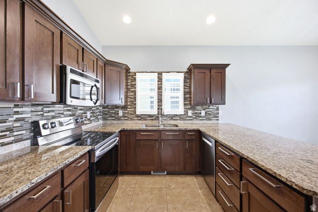 10749 S TOPVIEW RD, South Jordan, UT 84009