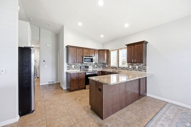 10749 S TOPVIEW RD, South Jordan, UT 84009