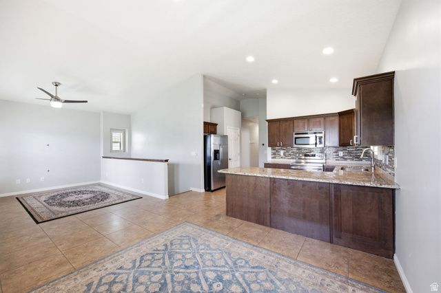 10749 S TOPVIEW RD, South Jordan, UT 84009