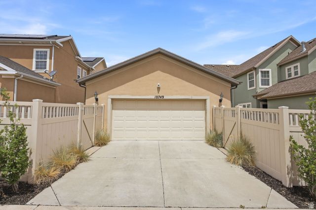 10749 S TOPVIEW RD, South Jordan, UT 84009