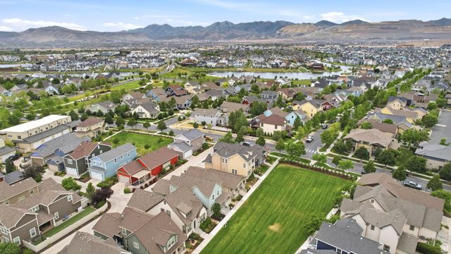 10749 S TOPVIEW RD, South Jordan, UT 84009