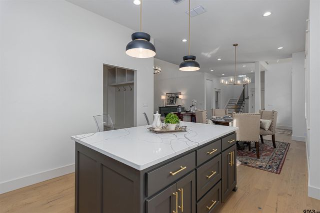 3964 Hogan Dr, Tyler, TX 75709