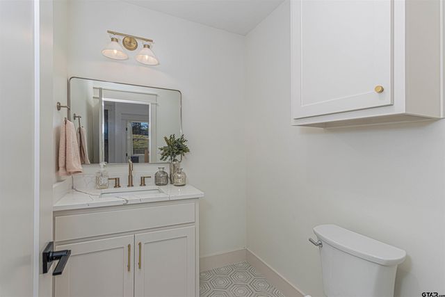 3964 Hogan Dr, Tyler, TX 75709