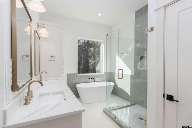 3964 Hogan Dr, Tyler, TX 75709