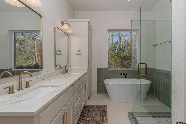 3964 Hogan Dr, Tyler, TX 75709