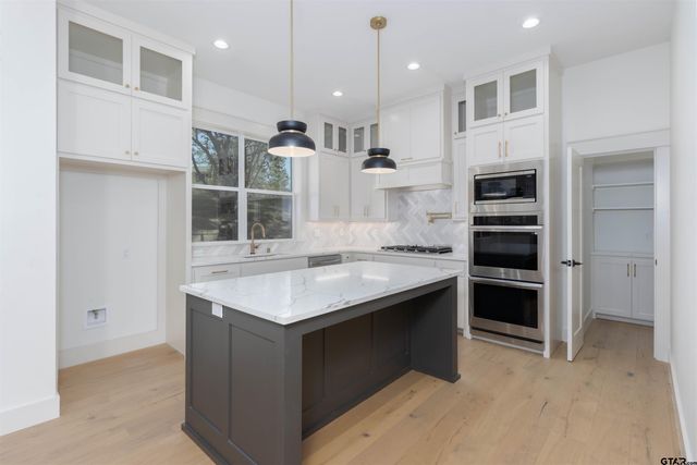 3964 Hogan Dr, Tyler, TX 75709