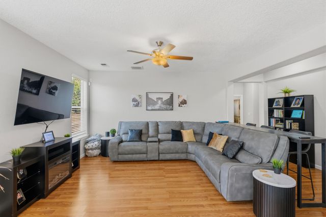 7100 Fairbanks Drive NE, Rio Rancho, NM 87144