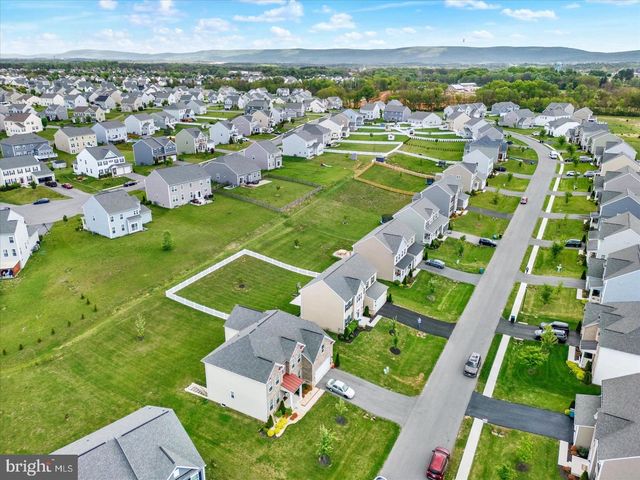 18234 PETWORTH CIR, Hagerstown, MD 21740