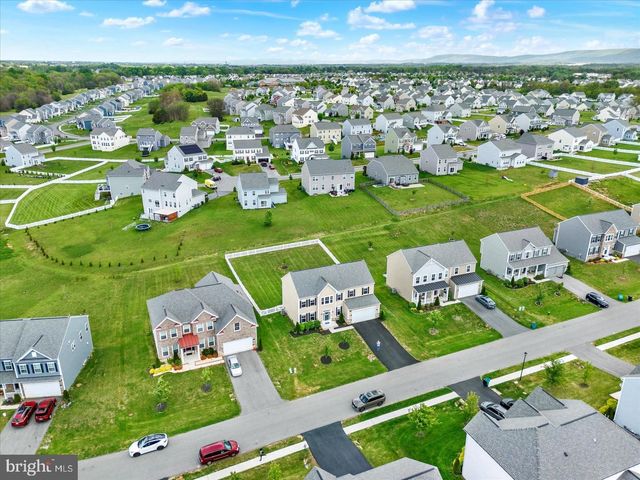 18234 PETWORTH CIR, Hagerstown, MD 21740