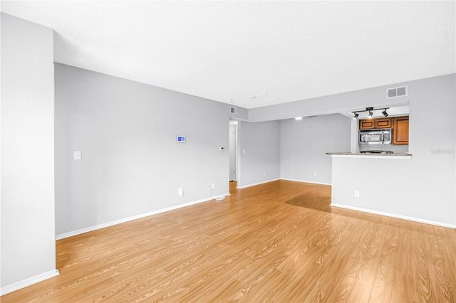 10200 GANDY BOULEVARD N 807, St Petersburg, FL 33702