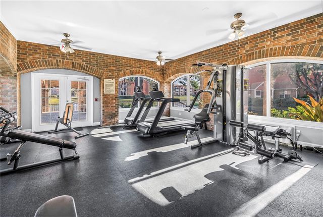 10200 GANDY BOULEVARD N 807, St Petersburg, FL 33702