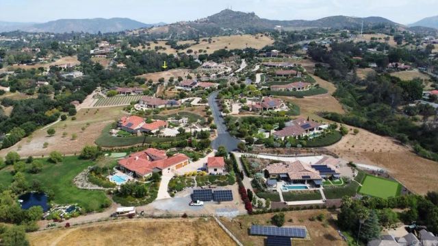 3006 Via Montevina, Fallbrook, CA 92028
