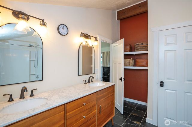 1221 Huson Drive, Tacoma, WA 98405