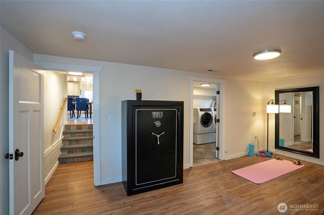 1221 Huson Drive, Tacoma, WA 98405