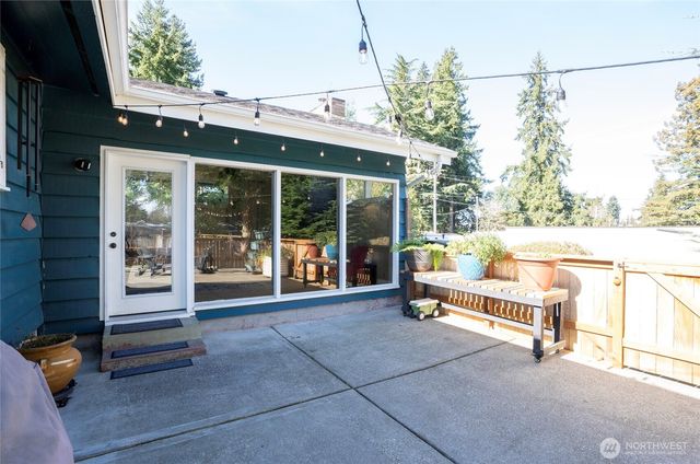 1221 Huson Drive, Tacoma, WA 98405