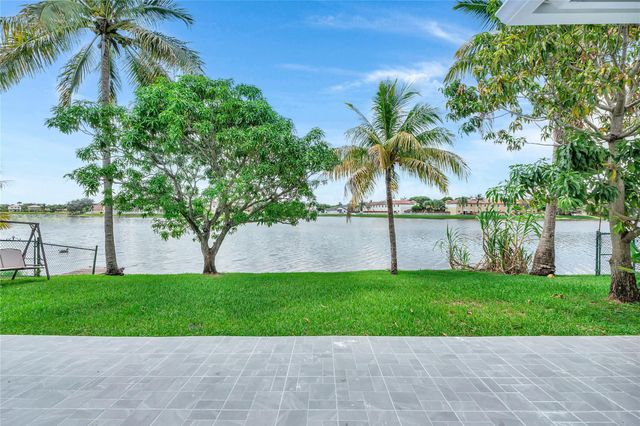 5290 SW 134th Ave, Miramar, FL 33027