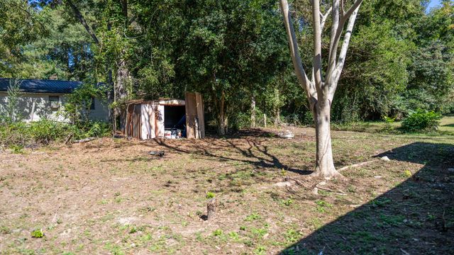 599 Twin Oaks Road, Thomson, GA 30824