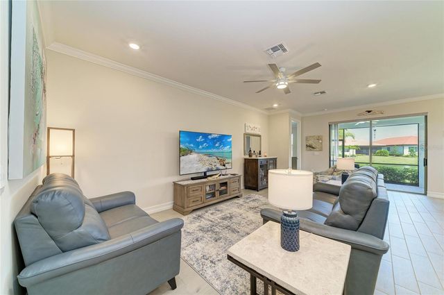 628 MARAVIYA BOULEVARD, Nokomis, FL 34275