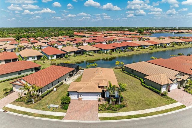 628 MARAVIYA BOULEVARD, Nokomis, FL 34275