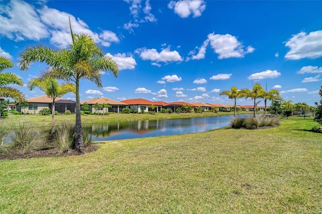 628 MARAVIYA BOULEVARD, Nokomis, FL 34275