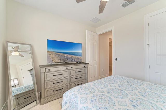 628 MARAVIYA BOULEVARD, Nokomis, FL 34275