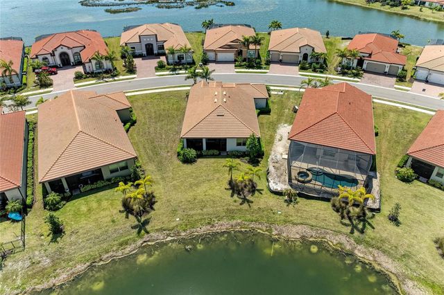 628 MARAVIYA BOULEVARD, Nokomis, FL 34275