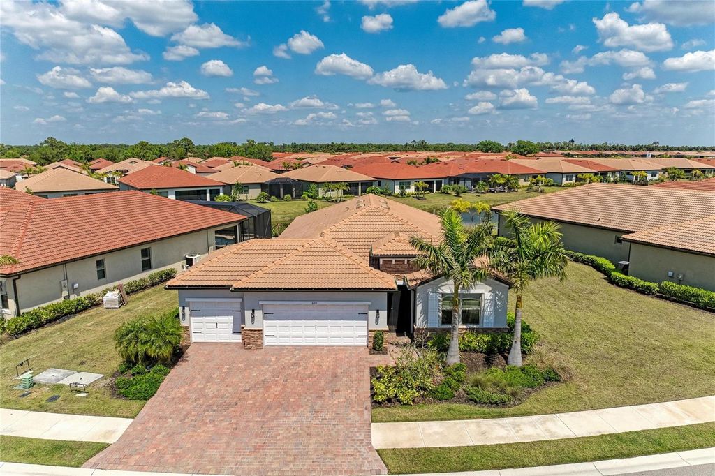 628 MARAVIYA BOULEVARD, Nokomis, FL 34275