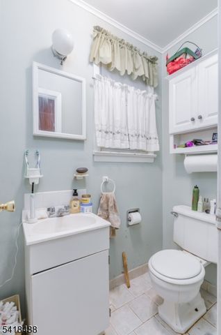 245 Preakness Ave, Paterson City, NJ 07502