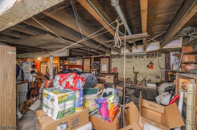 245 Preakness Ave, Paterson City, NJ 07502