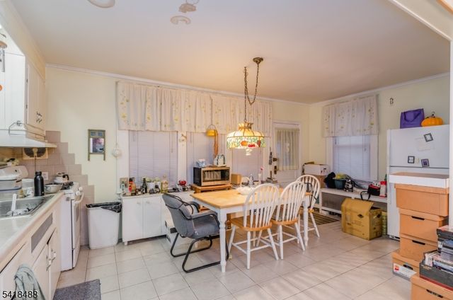 245 Preakness Ave, Paterson City, NJ 07502