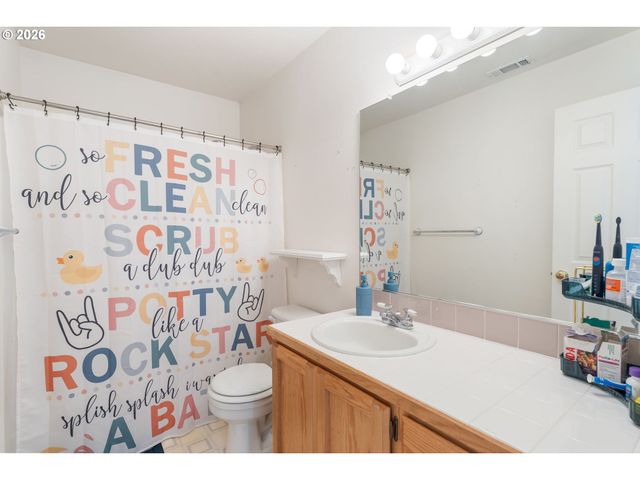 8943 Sw 149TH Pl, Beaverton, OR 97007