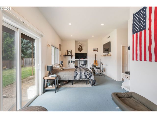 8943 Sw 149TH Pl, Beaverton, OR 97007