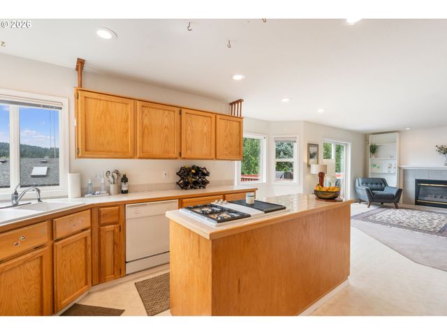 8943 Sw 149TH Pl, Beaverton, OR 97007