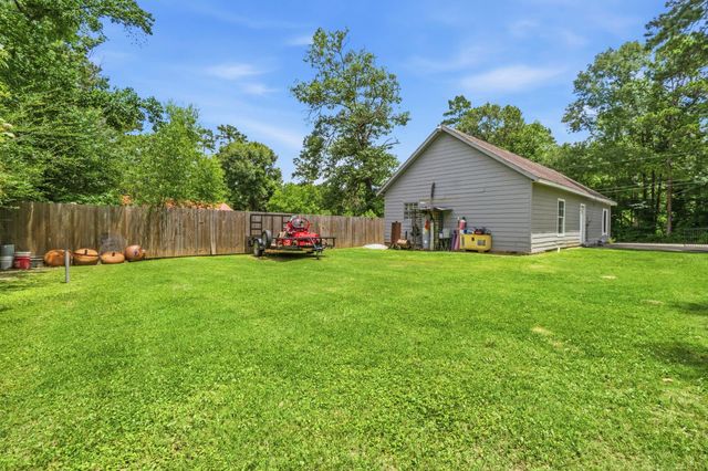 191 Burch Road, Shepherd, TX 77371