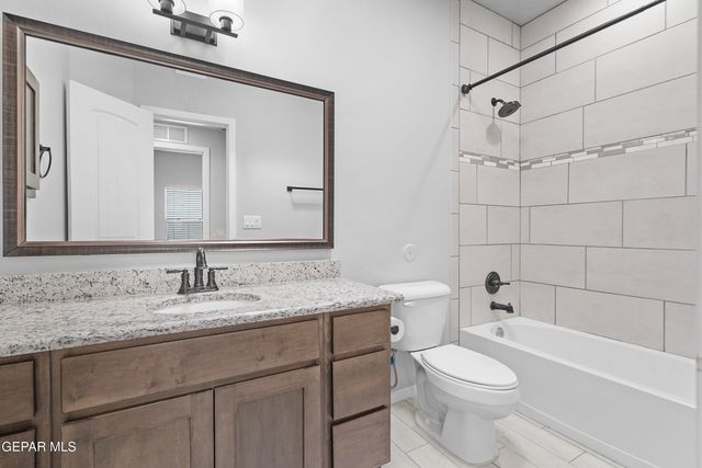 932 Texas Madrone Drive, Socorro, TX 79927