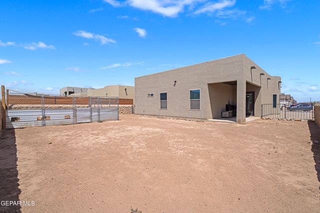 932 Texas Madrone Drive, Socorro, TX 79927