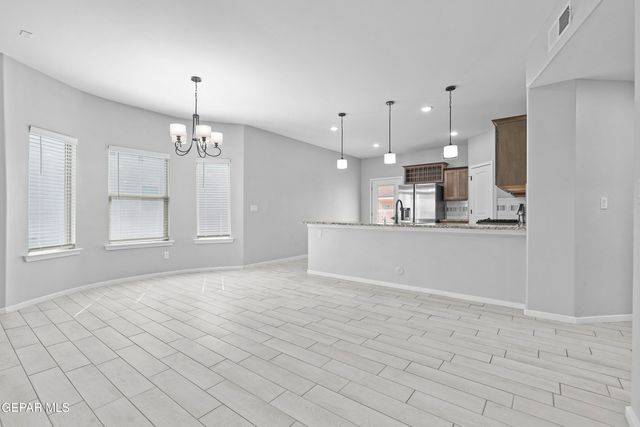 932 Texas Madrone Drive, Socorro, TX 79927