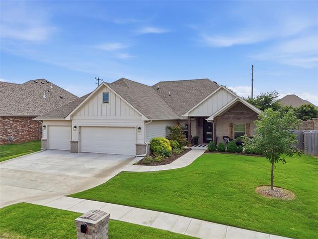 11512 NW 109th Street, Yukon, OK 73099