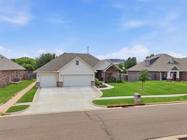11512 NW 109th Street, Yukon, OK 73099