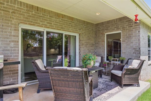 11512 NW 109th Street, Yukon, OK 73099