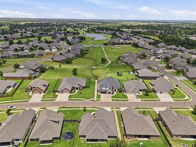 11512 NW 109th Street, Yukon, OK 73099