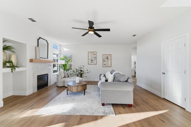 2031 Draft Ct, Turlock, CA 95380