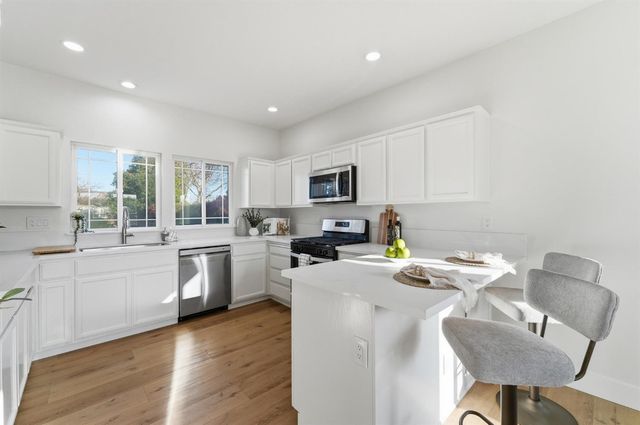 2031 Draft Ct, Turlock, CA 95380