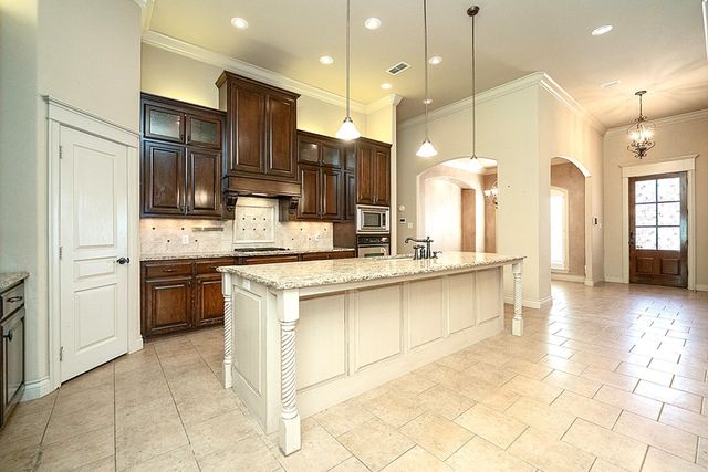 105 Marlin, Longview, TX 75604