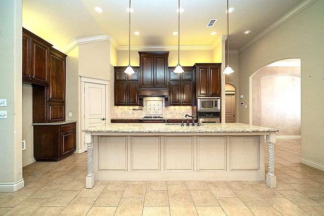 105 Marlin, Longview, TX 75604