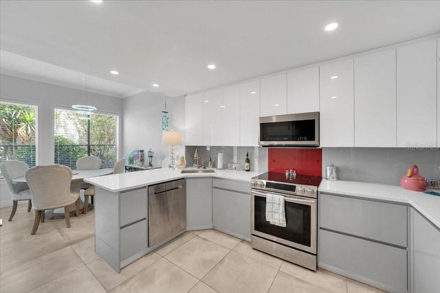 3127 W SLIGH AVENUE 101C, Tampa, FL 33614