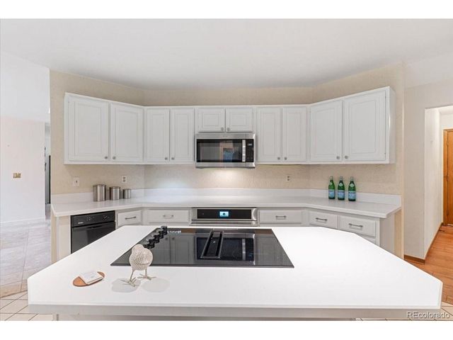 1025 S Butler Way, Lakewood, CO 80226