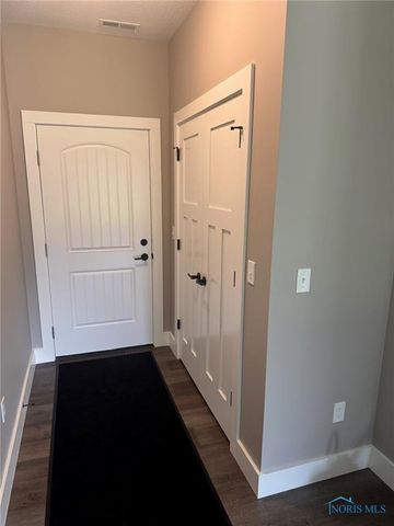 104 Knox Lane, Edgerton, OH 43517